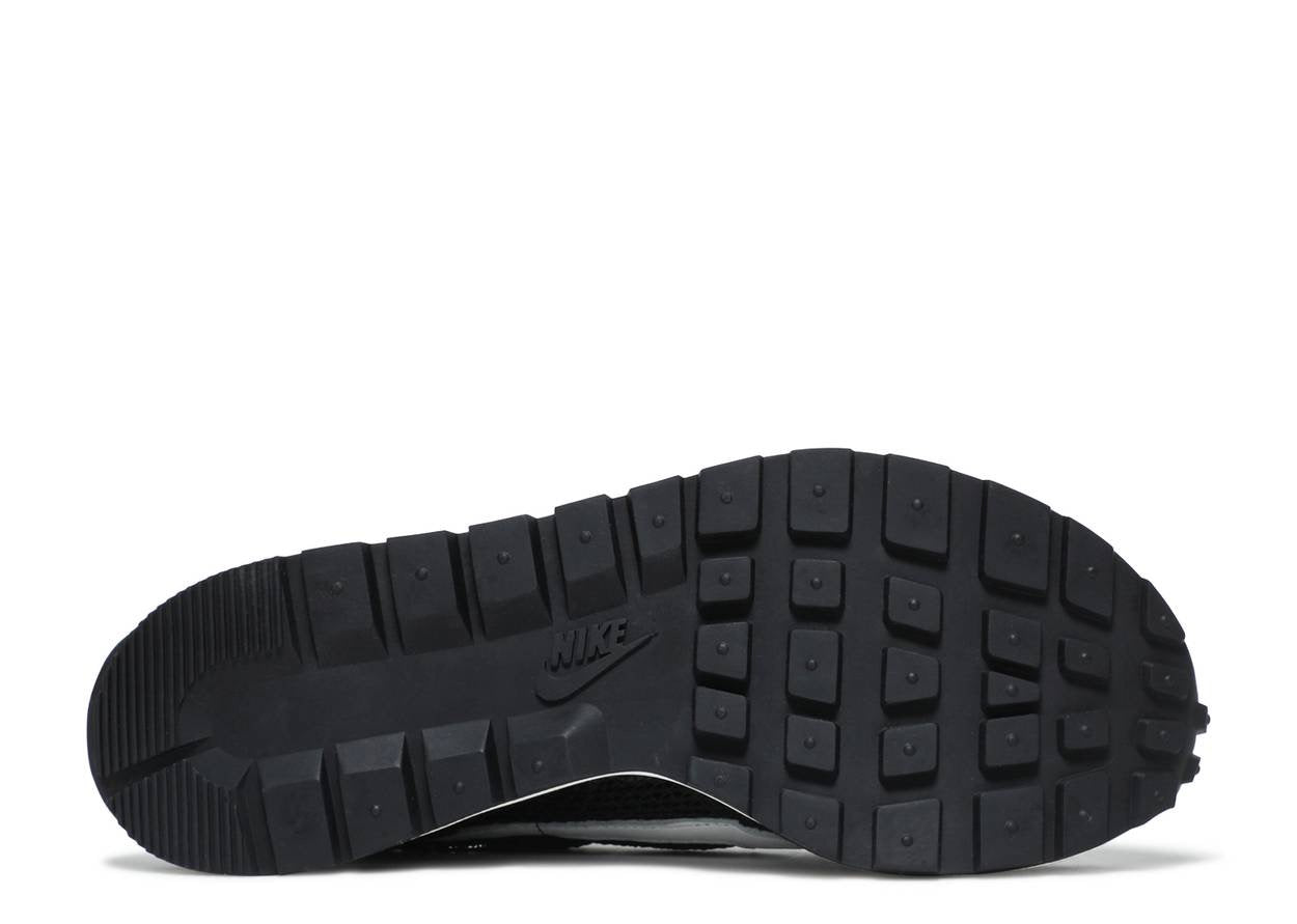 SACAI X VAPORWAFFLE 'BLACK WHITE' image 3