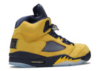 AIR JORDAN 5 RETRO SP "MICHIGAN" image 2