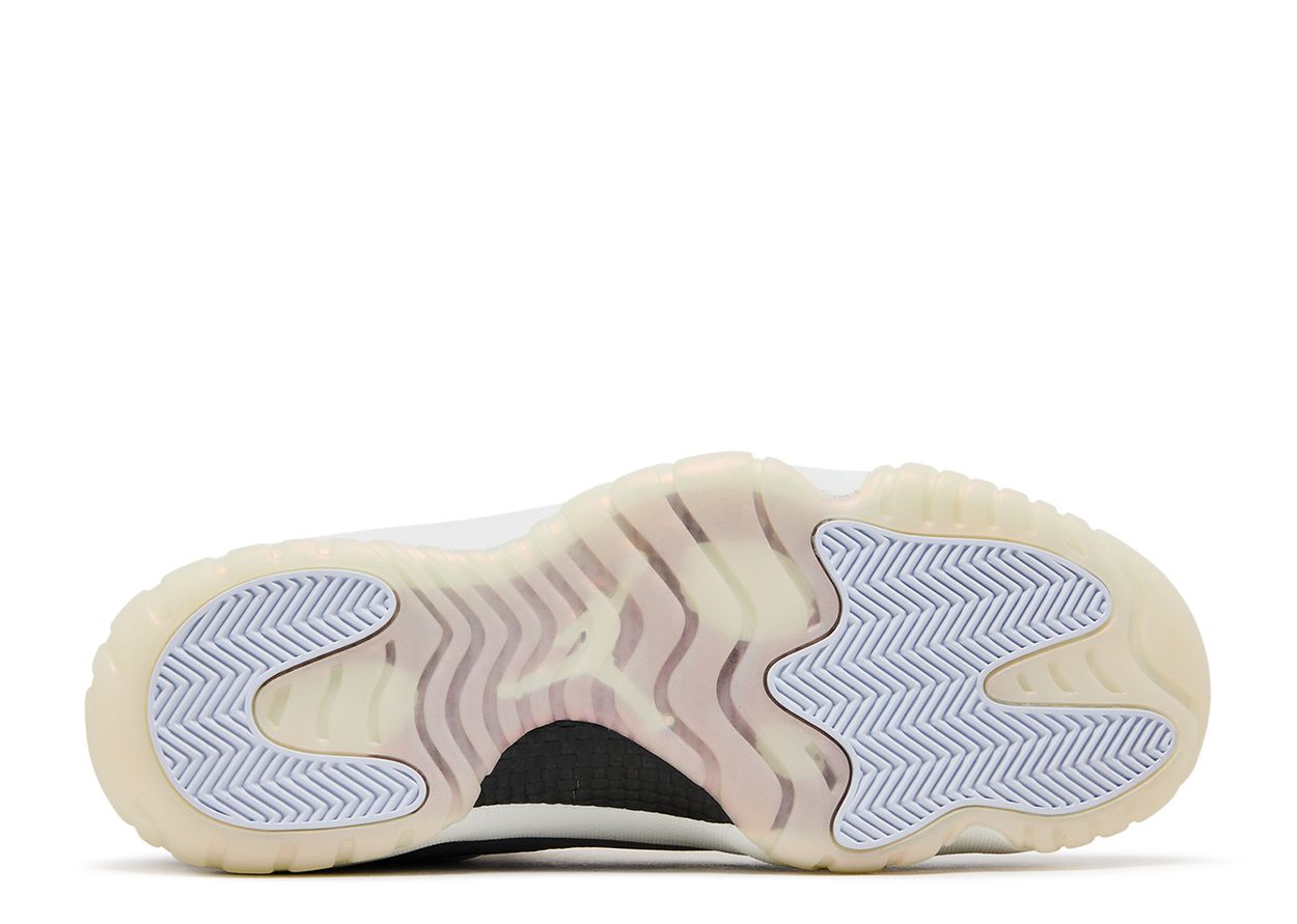 JORDAN 11 LOW 'YEAR OF THE SNAKE' image 3
