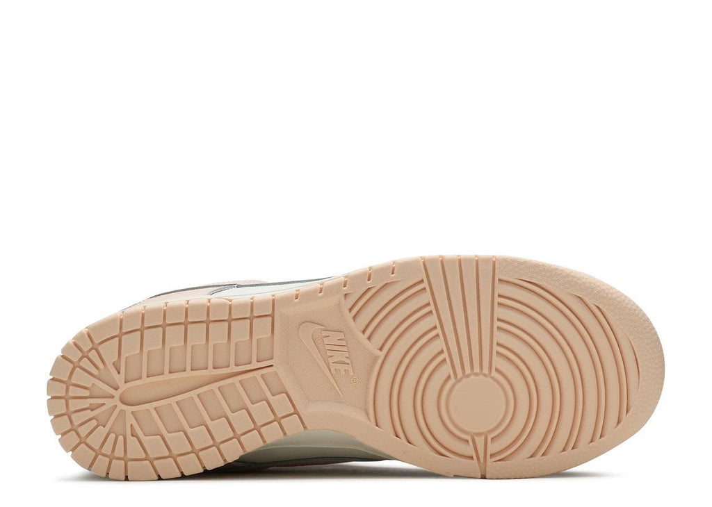 WMNS DUNK LOW 'ORANGE PEARL' image 3