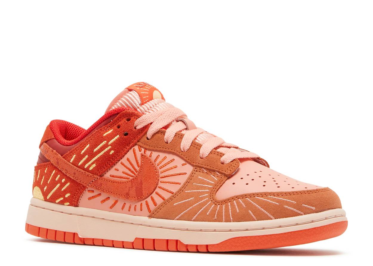 WMNS DUNK LOW 'WINTER SOLSTICE' image 1