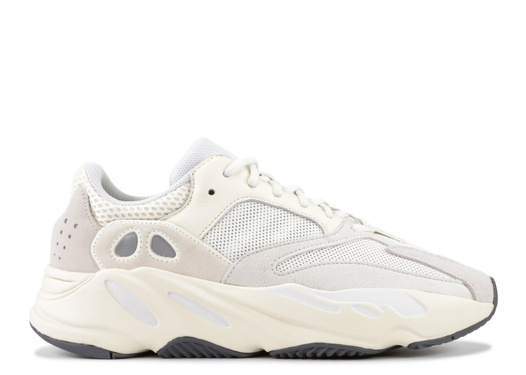 YEEZY BOOST 700 "ANALOG" image 0