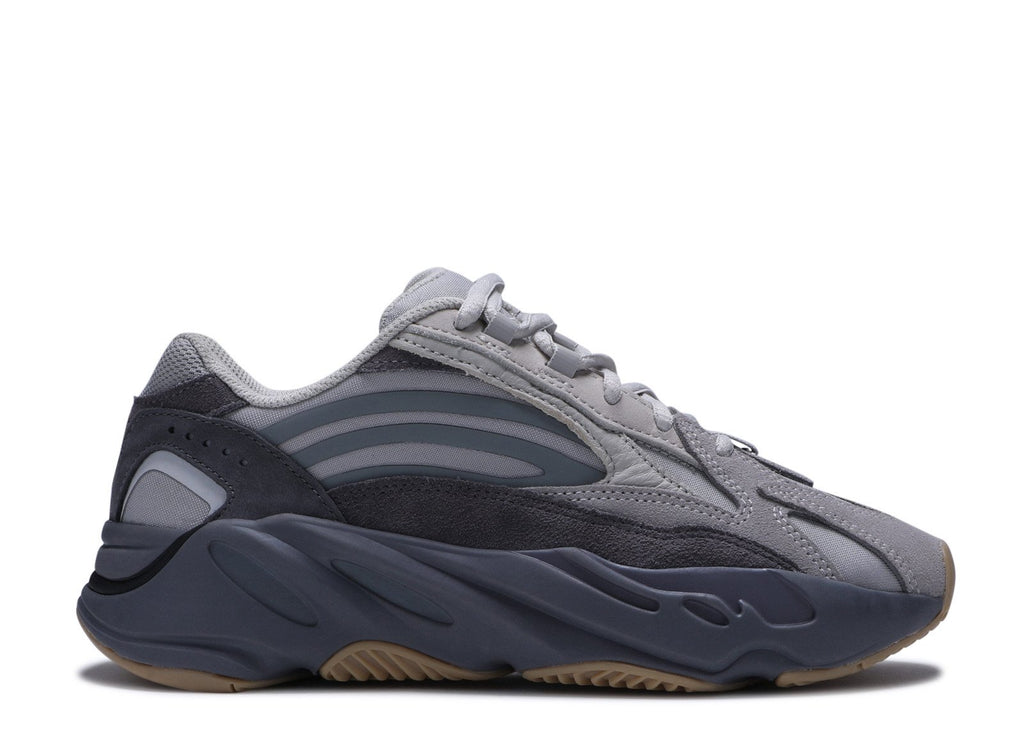 YEEZY BOOST 700 V2 "TEPHRA" image 0