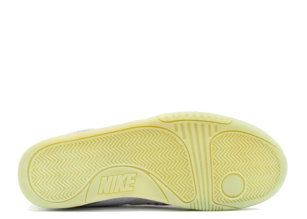 AIR YEEZY 2 NRG 'PURE PLATINUM' image 3