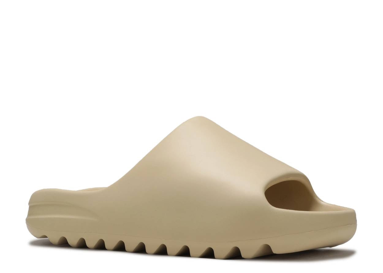 YEEZY SLIDES 'DESERT SAND' image 1