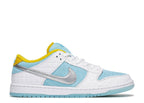 FTC X DUNK LOW SB 'LAGOON PULSE' image 0