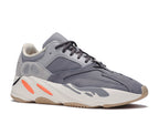 YEEZY BOOST 700 "MAGNET" image 1