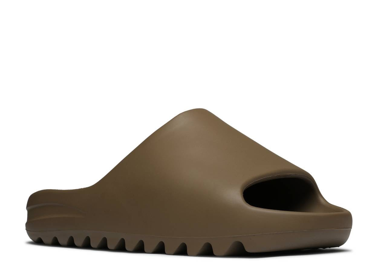 YEEZY SLIDES 'EARTH BROWN' image 1
