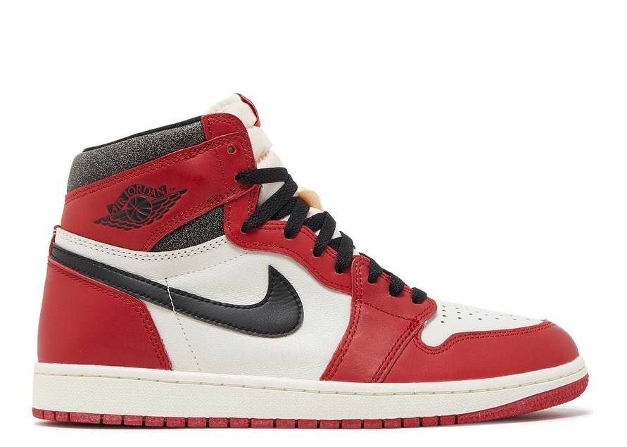 AIR JORDAN 1 RETRO HIGH OG 'CHICAGO LOST & FOUND' image 0