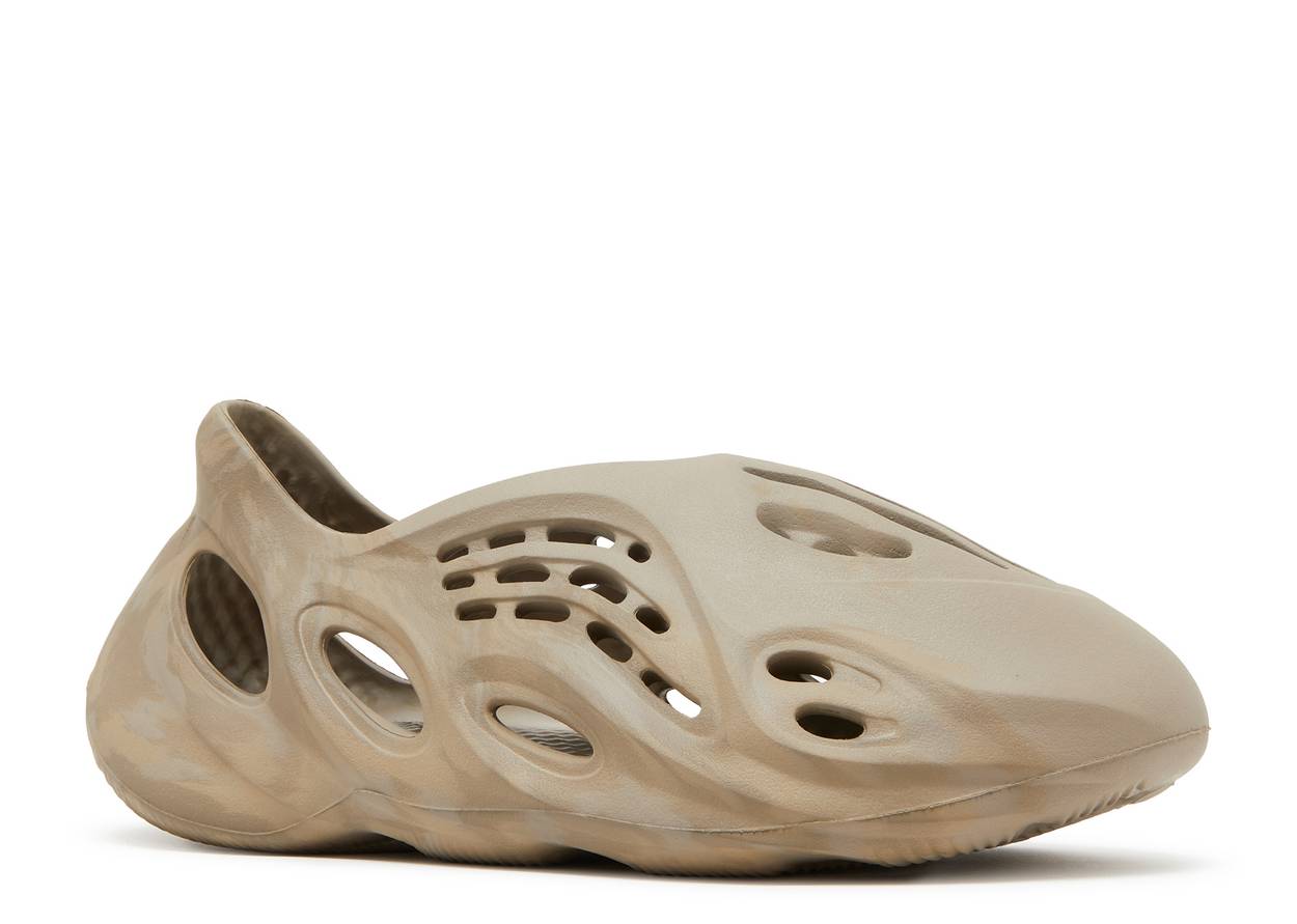YEEZY FOAM RUNNER 'STONE SAGE' image 1