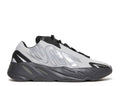 YEEZY BOOST 700 MNVN image 0