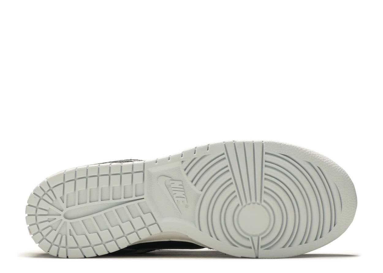 DUNK LOW PREMIUM 'ANIMAL PACK - ZEBRA' image 3