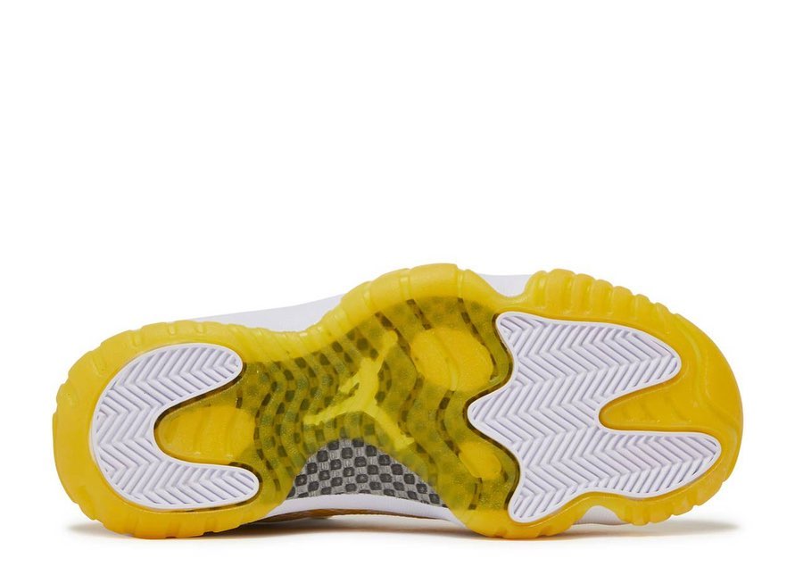 WMNS AIR JORDAN 11 RETRO LOW 'YELLOW SNAKESKIN' image 3