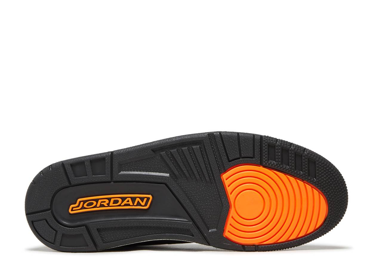 AIR JORDAN 3 RETRO 'FEAR' 2023 image 3