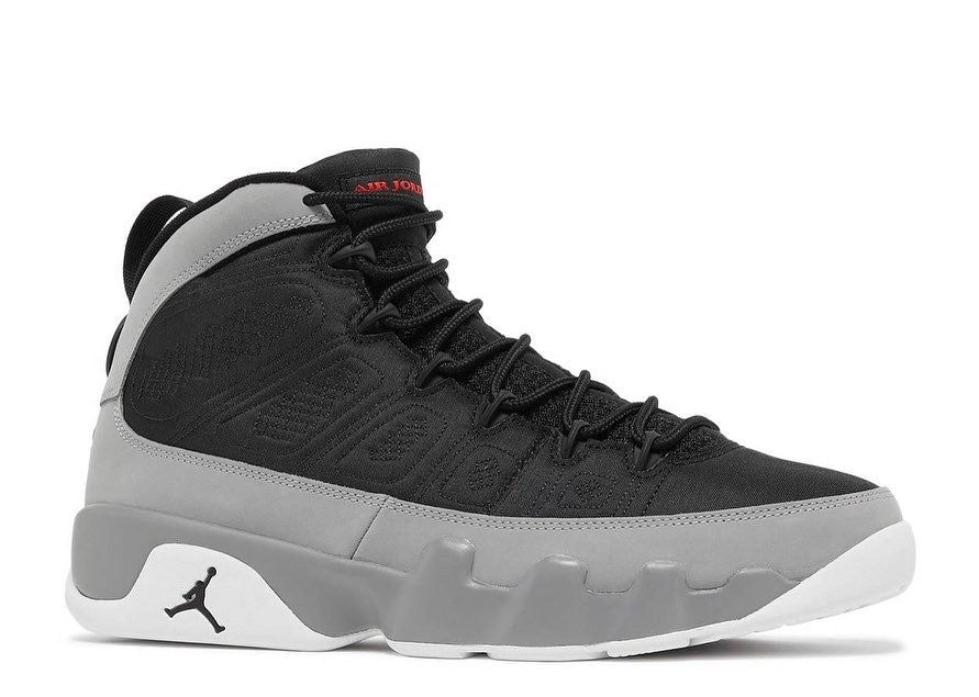 AIR JORDAN 9 RETRO 'PARTICLE GREY' image 1