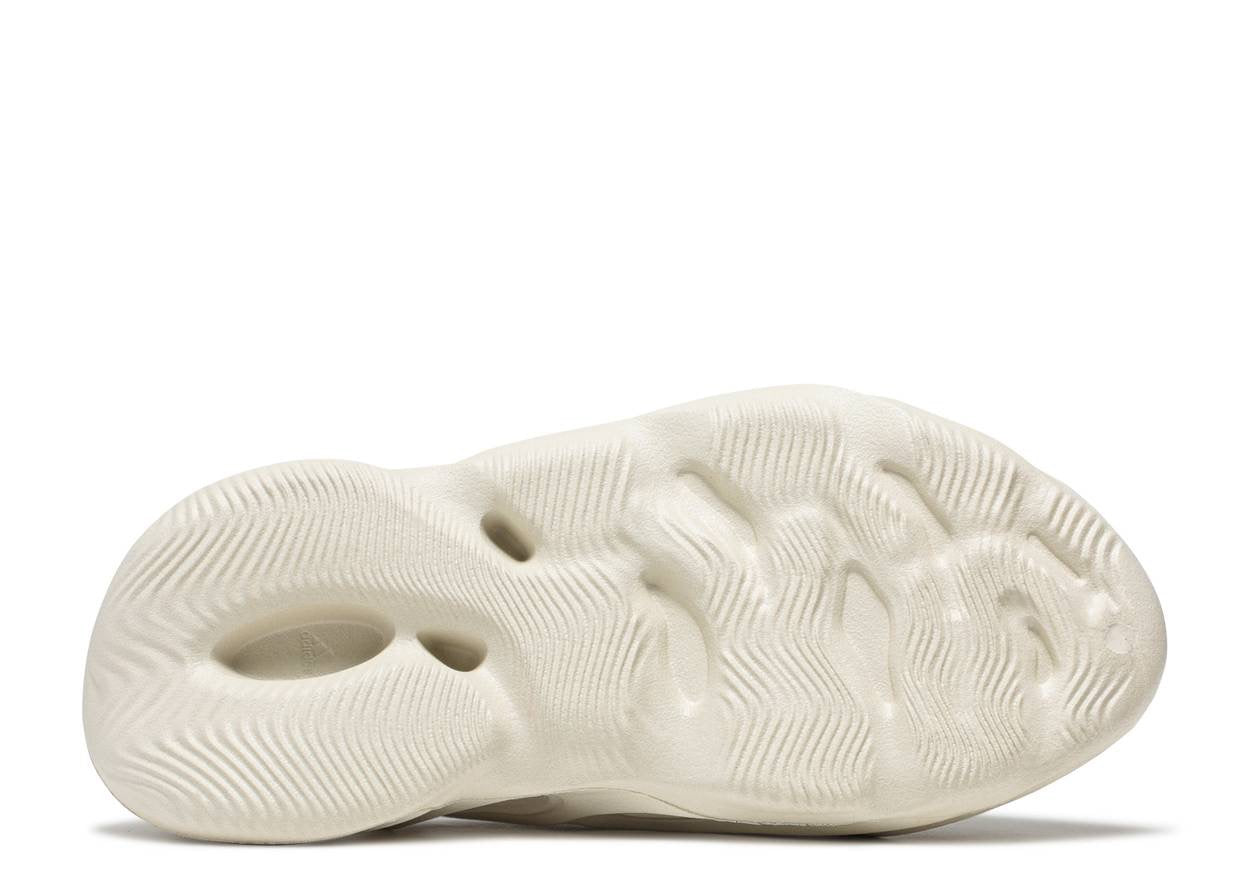 YEEZY FOAM RUNNER 'ARARAT' image 1