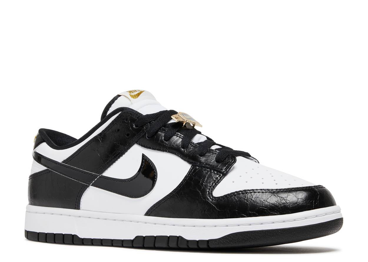 DUNK LOW 'WORLD CHAMP' image 1
