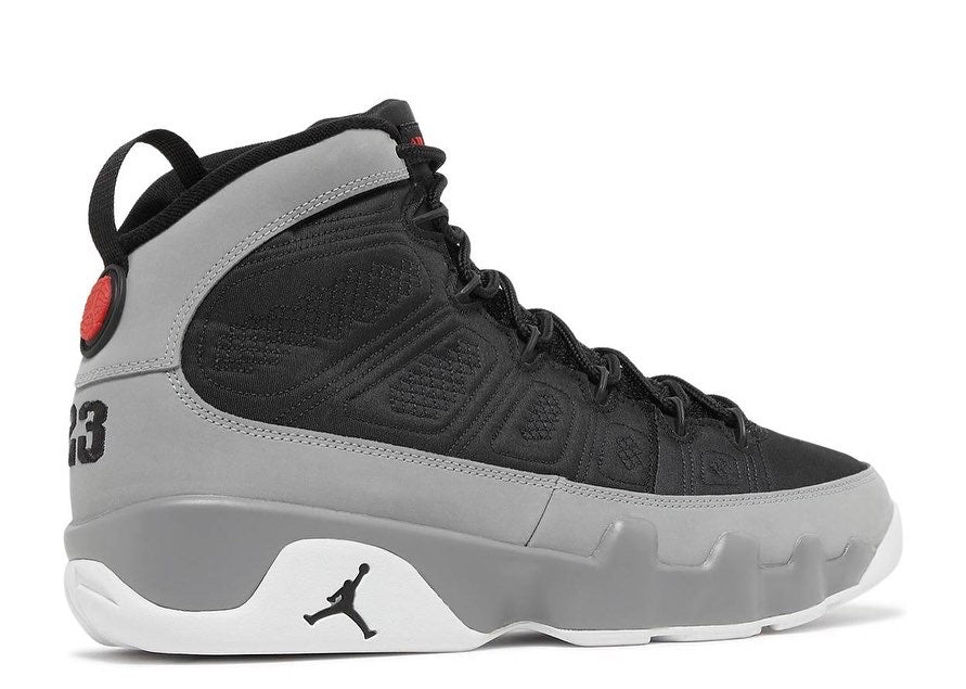 AIR JORDAN 9 RETRO 'PARTICLE GREY' image 2