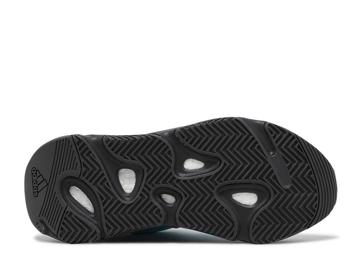 YEEZY BOOST 700 MNVN image 1