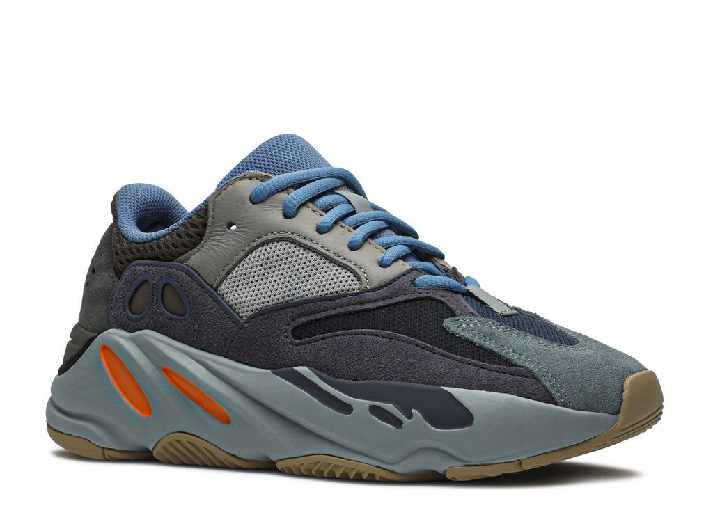 YEEZY BOOST 700 "CARBON BLUE" image 1