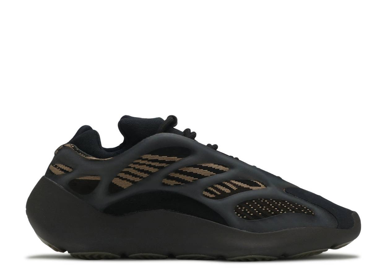 YEEZY 700 V3 'CLAY BROWN' image 0
