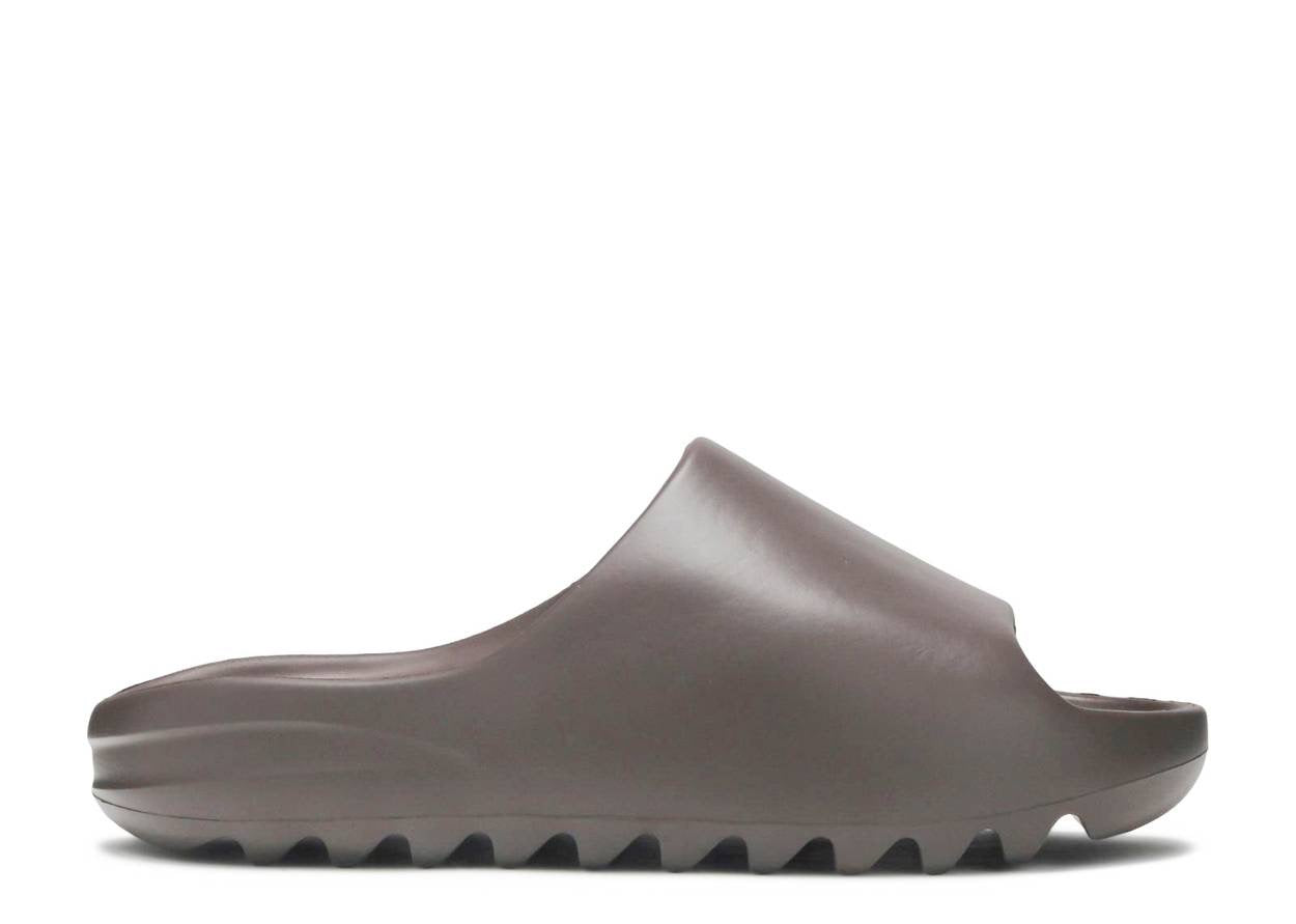YEEZY SLIDES 'SOOT' image 0
