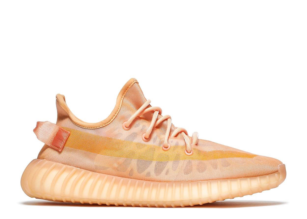 YEEZY BOOST 350 V2 'MONO CLAY' image 0