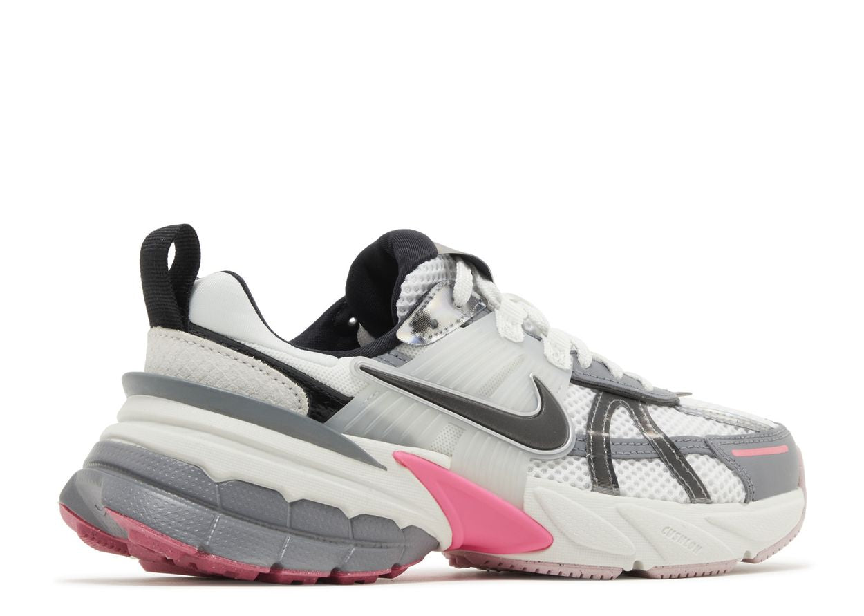 WMNS V2K RUN 'YEAR OF THE DRAGON' image 2
