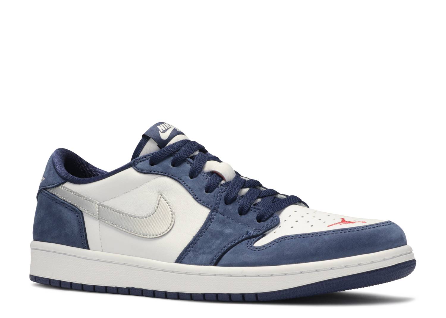 NIKE SB AIR JORDAN 1 LOW QS "MIDNIGHT NAVY" image 1
