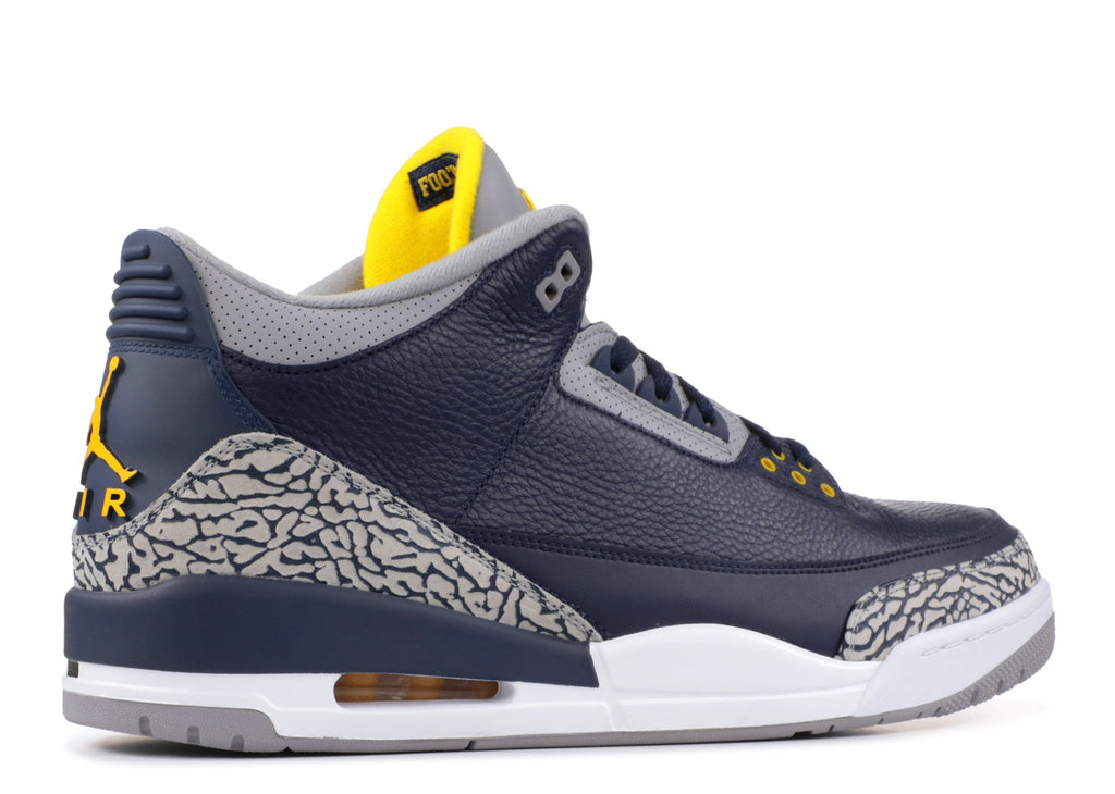 AIR JORDAN 3 RETRO "MICHIGAN PE " image 2