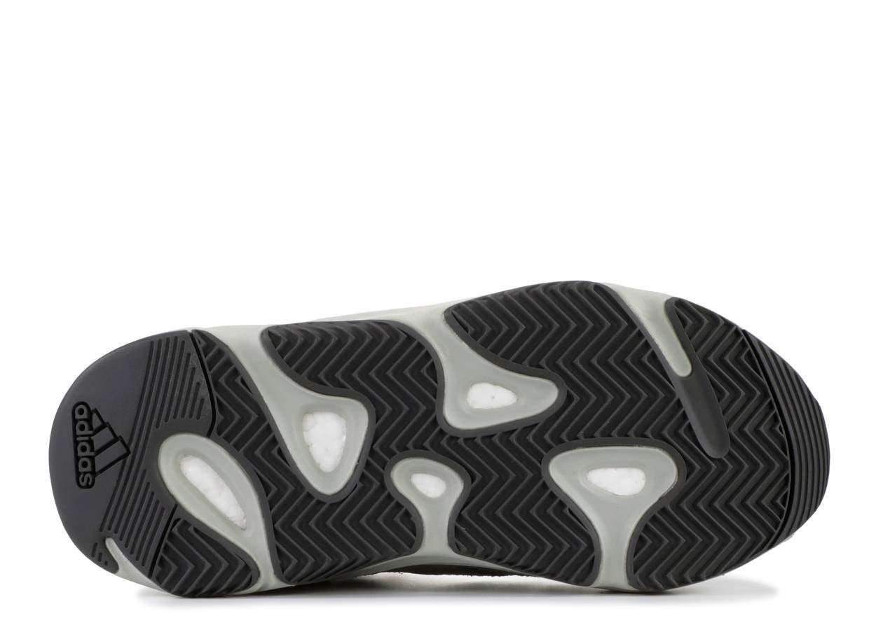 YEEZY BOOST 700 'SALT' image 3