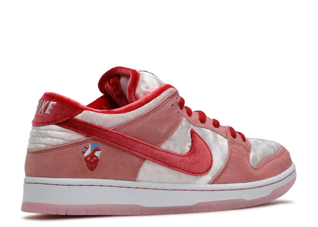 STRANGELOVE X DUNK LOW SB "VALENTINE'S DAY" image 2