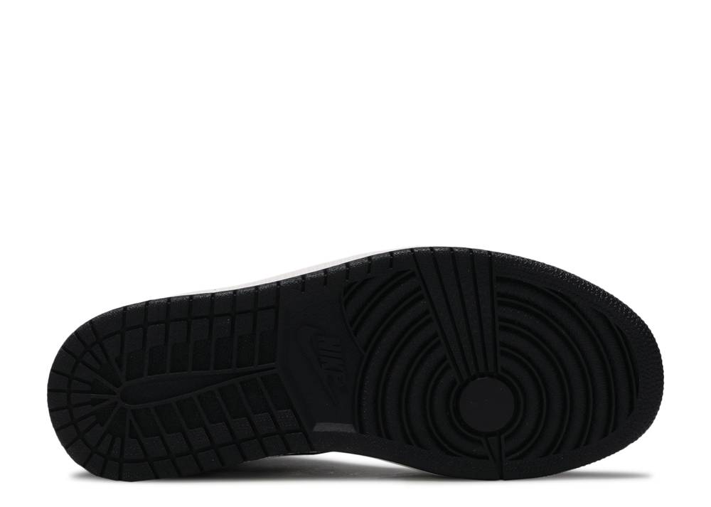 AIR JORDAN 1 RETRO HIGH OG "BLACK WHITE" image 3