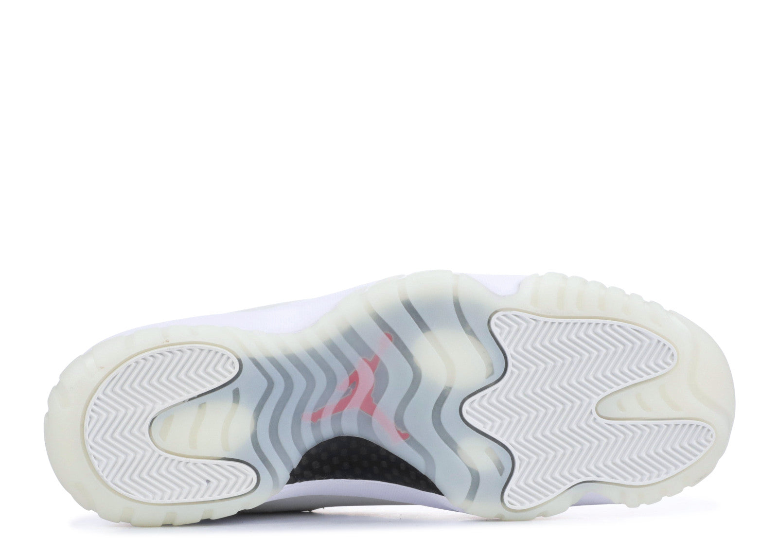 AIR JORDAN 11 RETRO "PLATINUM TINT" image 3
