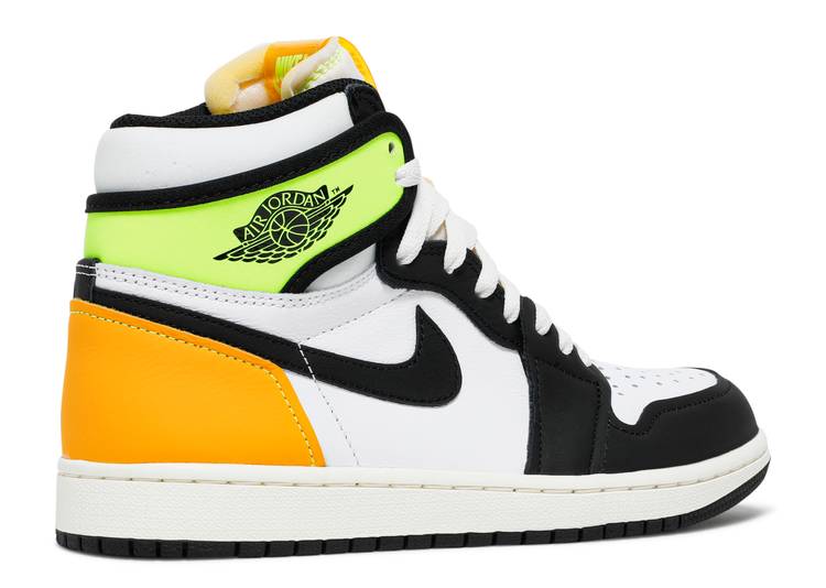 AIR JORDAN 1 RETRO HIGH OG 'VOLT' image 2