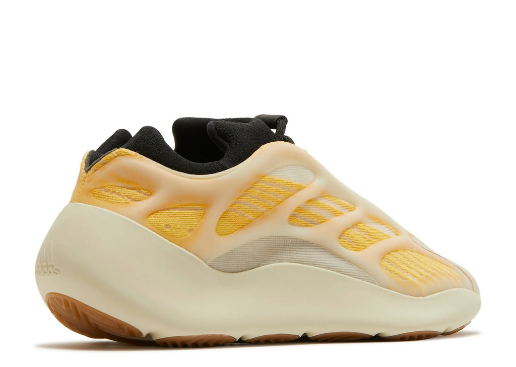 YEEZY 700 V3 'MONO SAFFLOWER' image 2