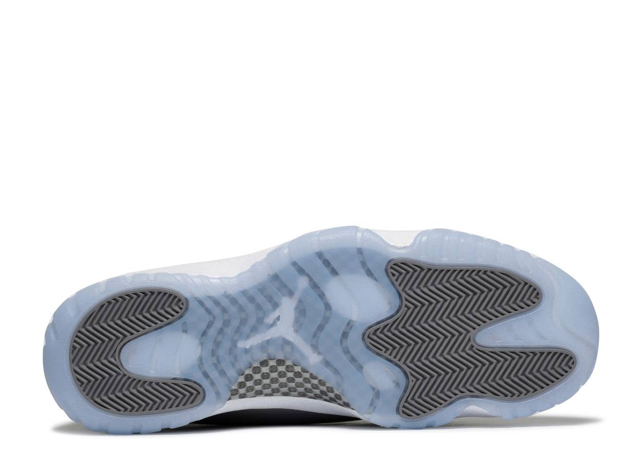 AIR JORDAN 11 RETRO 'COOL GREY' 2021 image 3