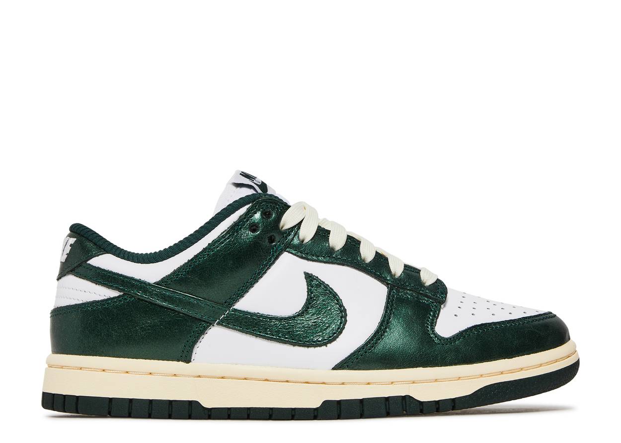 WMNS DUNK LOW 'VINTAGE GREEN' image 0